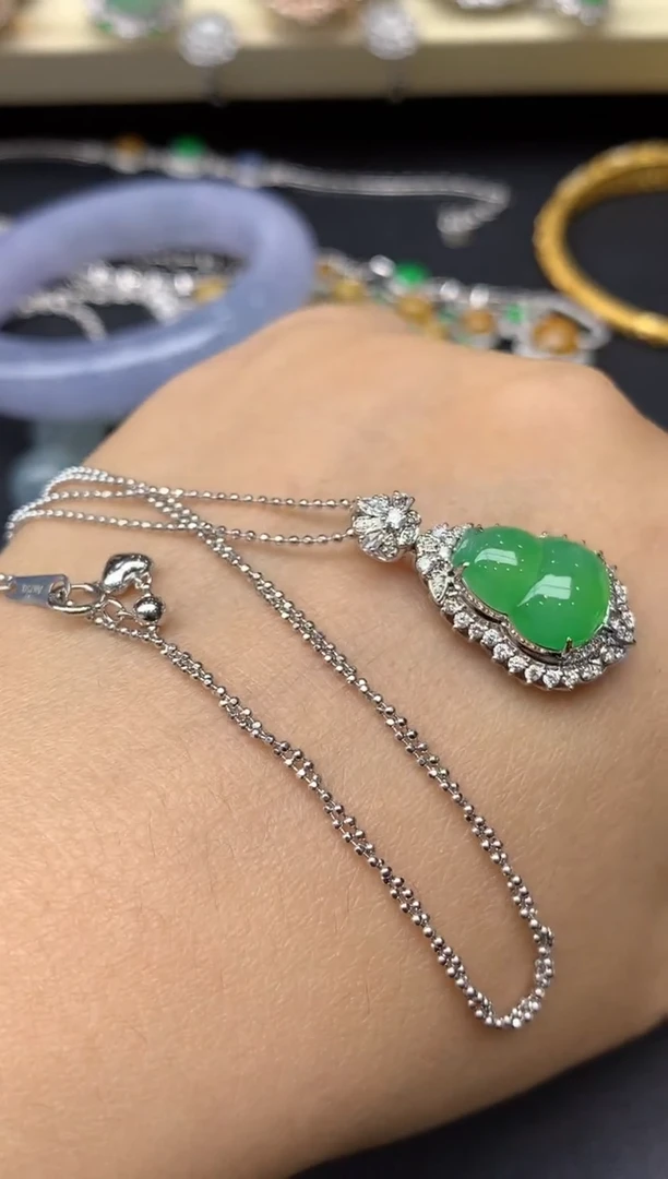颈饰18K金镶嵌翡翠287-雪姐翡翠天天见