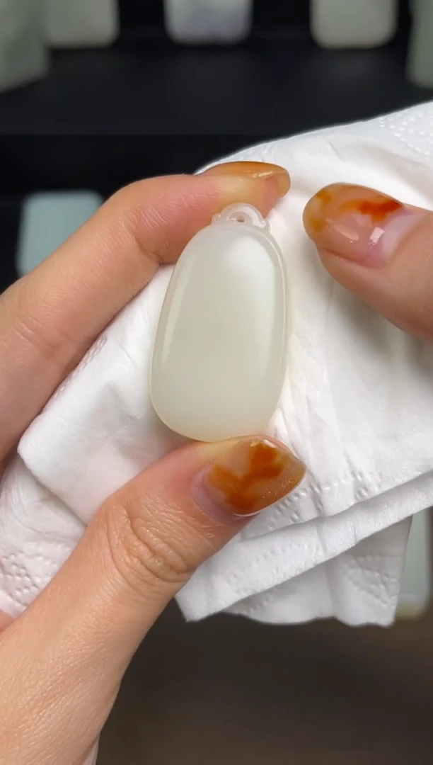 【闪购商品】和田玉颈饰未镶嵌57 带点