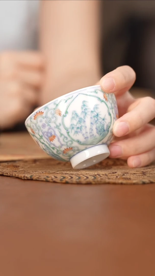 杯问玉斗彩松竹梅