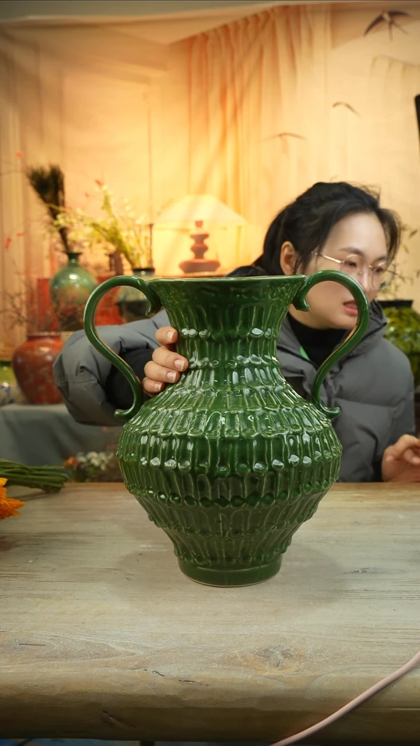 高度31口径16陶瓷花瓶