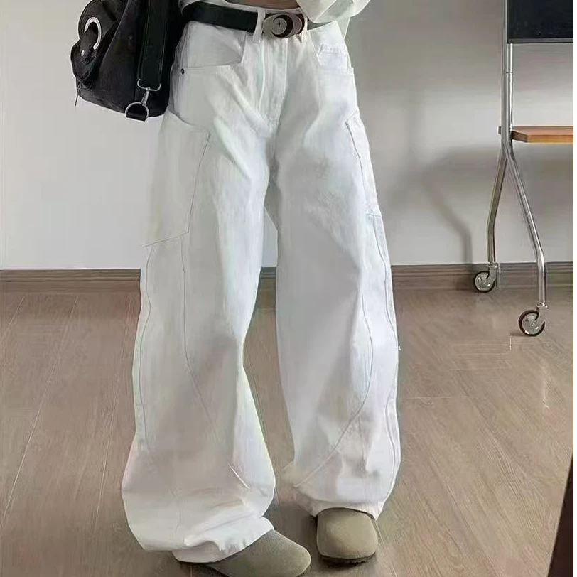 春夏白色宽松弯刀裤
