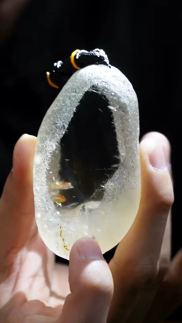 吊坠(赠链)未镶嵌水晶水晶