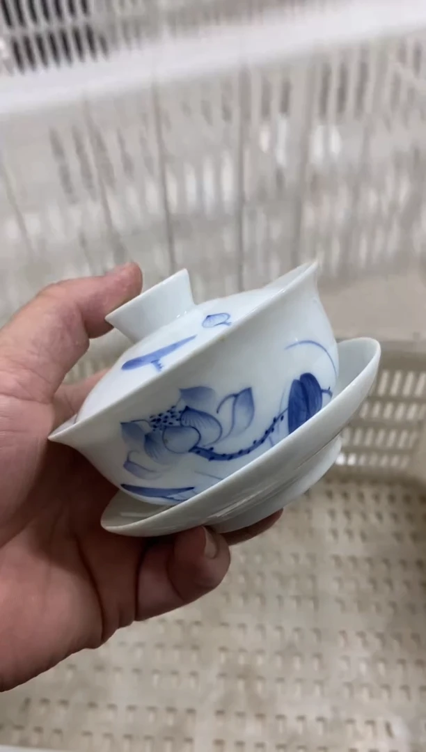 无运费险有瑕疵的摄影的产品有使用过的痕迹有点脏介意勿拍