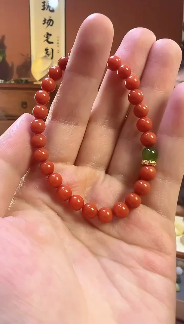18K金镶嵌手串南红玛瑙南红6mm