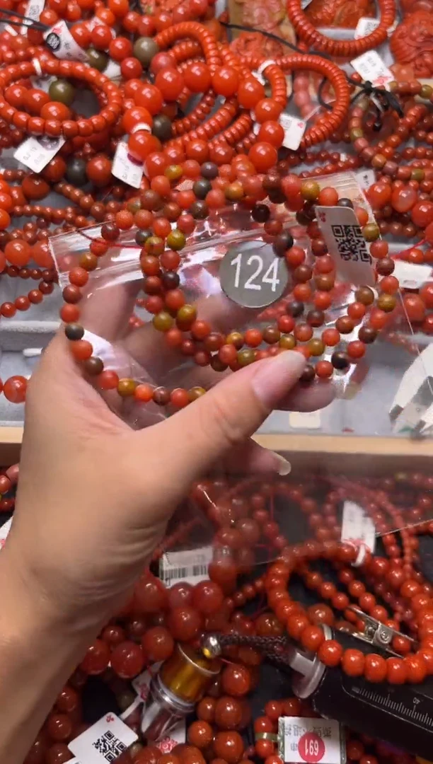 南红玛瑙未镶嵌珠宝奇石124-5+