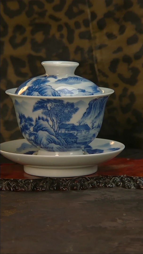 【闪购商品】青花手绘山水三才盖碗