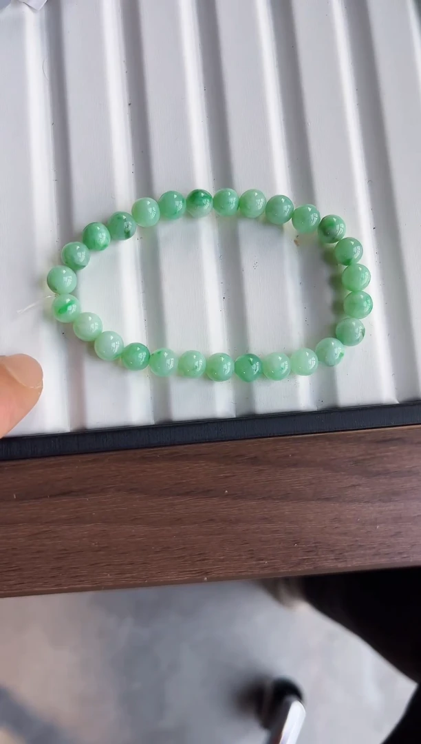 散珠翡翠翡翠手串卡7+