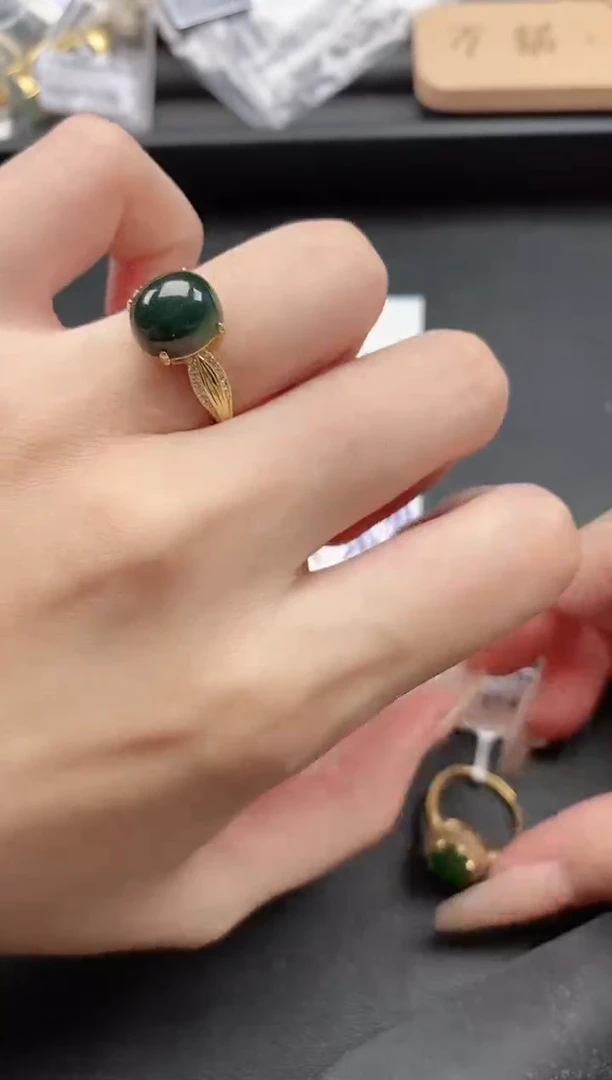 翡翠戒指银S925镶嵌51511