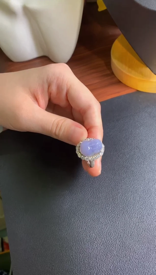 翡翠银S925镶嵌颈饰翡翠