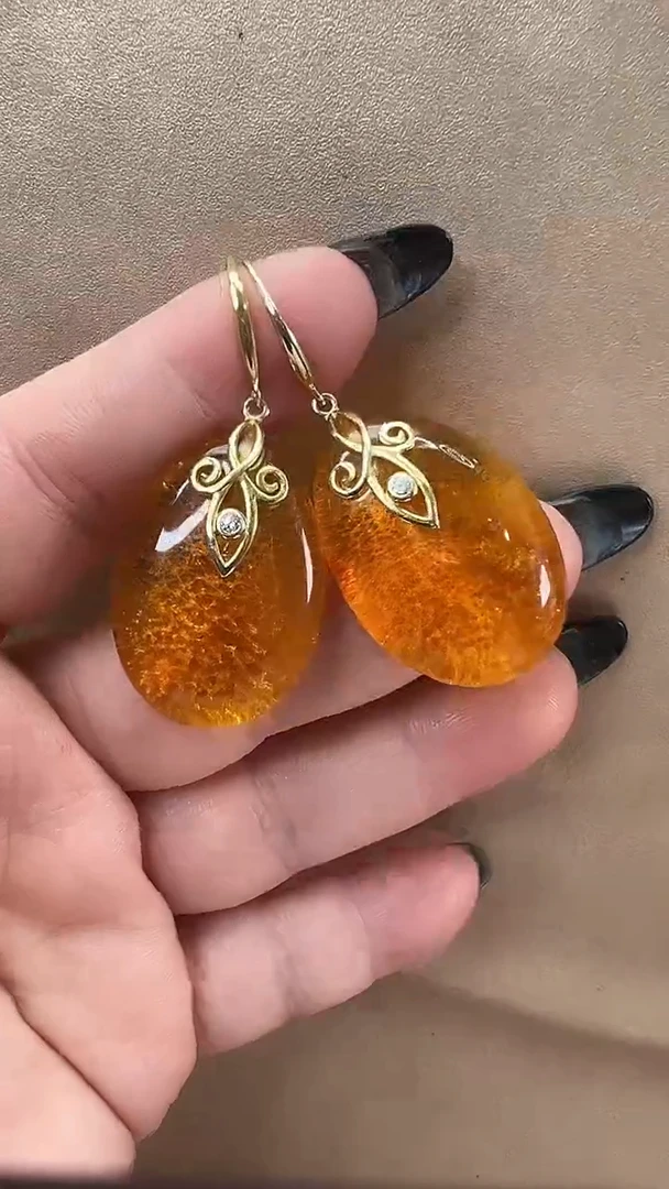 琥珀颈饰未镶嵌耳环