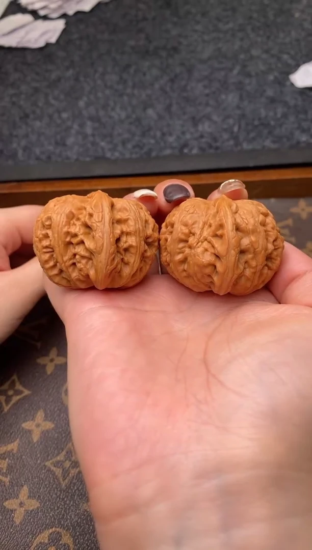 把件文玩核桃b257号44尺元宝