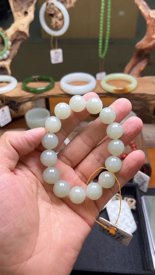 未镶嵌手串和田玉卡14且末青白圆珠