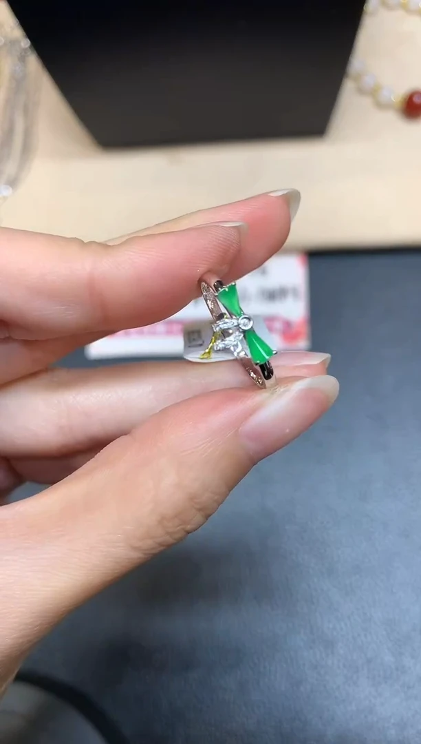 【闪购商品】翡翠戒指18K金镶嵌【无鉴赏期