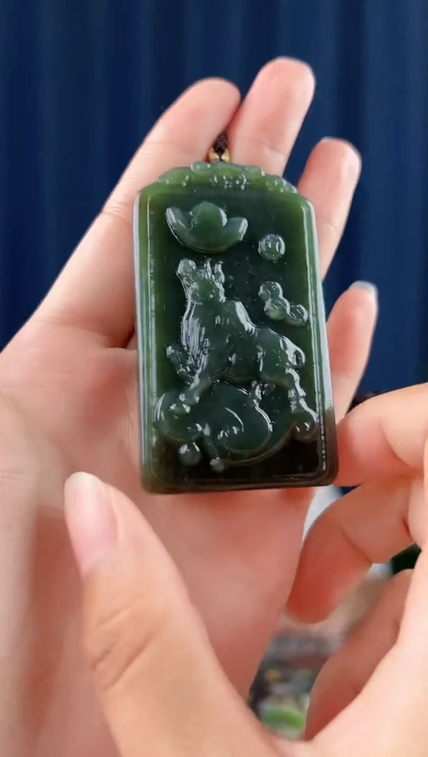 未镶嵌和田玉挂件拍一发一，多样性发货