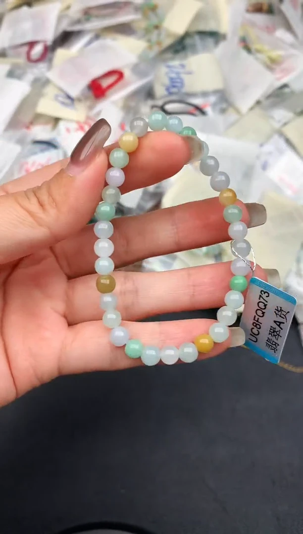 未镶嵌挂件翡翠—