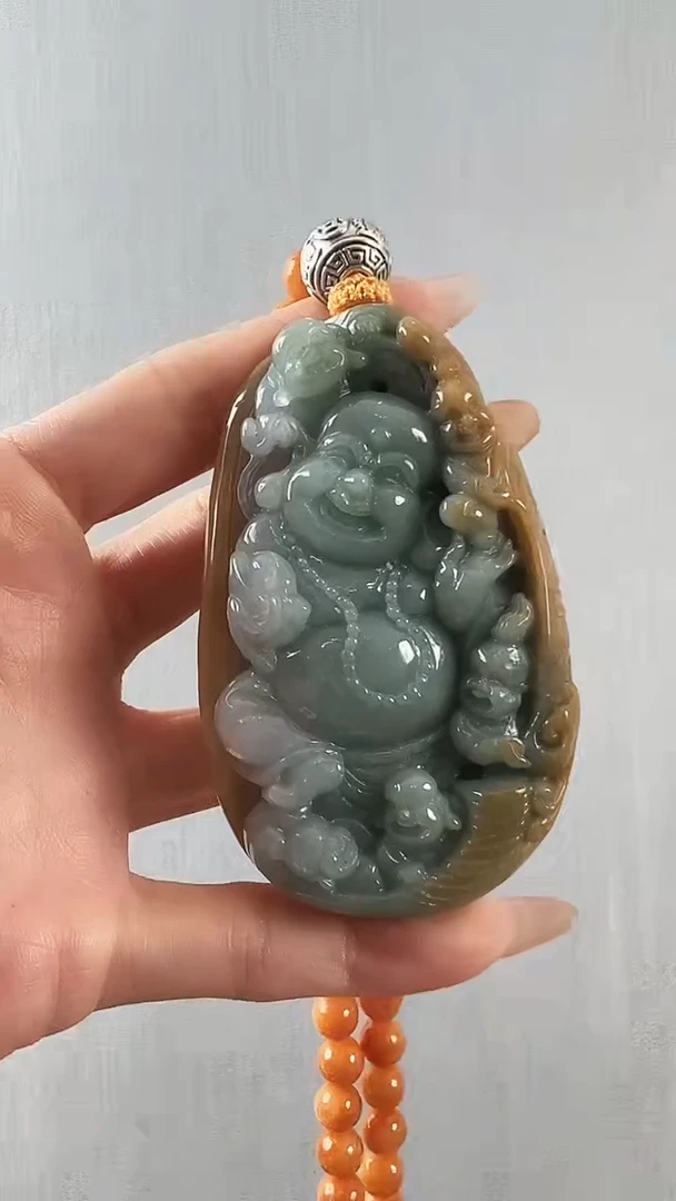 颈饰未镶嵌翡翠佛公