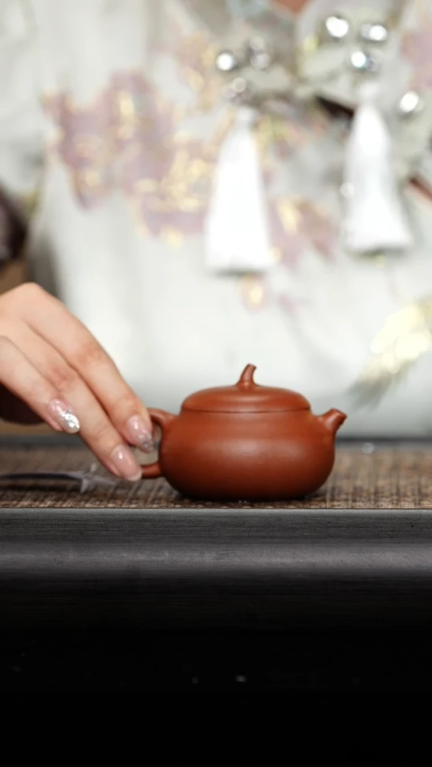 茶壶紫砂原矿紫砂扁茄瓜 140cc