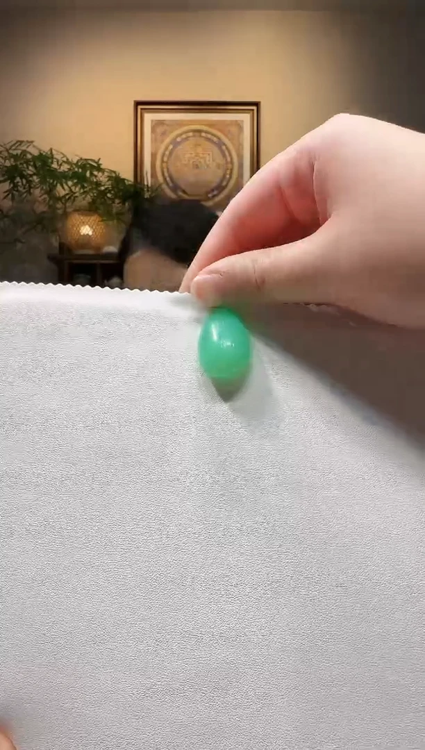 颈饰未镶嵌石英质玉吊坠
