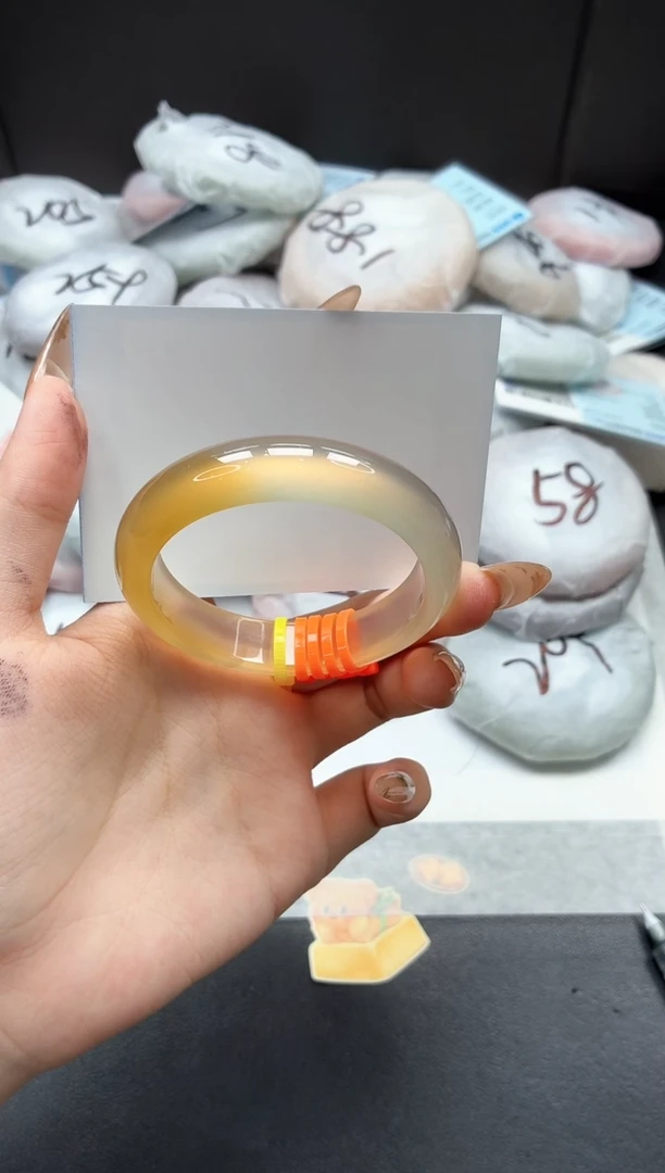 未镶嵌手镯石英质玉15/香槟53.1