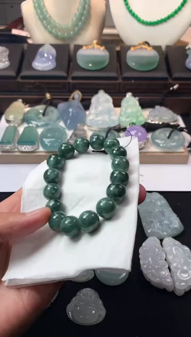 未镶嵌定制翡翠朝****。 5083毛货不退不换