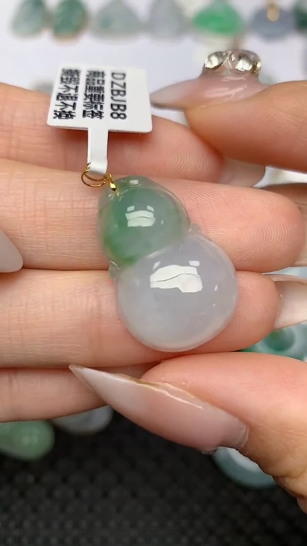 【闪购商品】翡翠颈饰18K金镶嵌天然翡翠A货