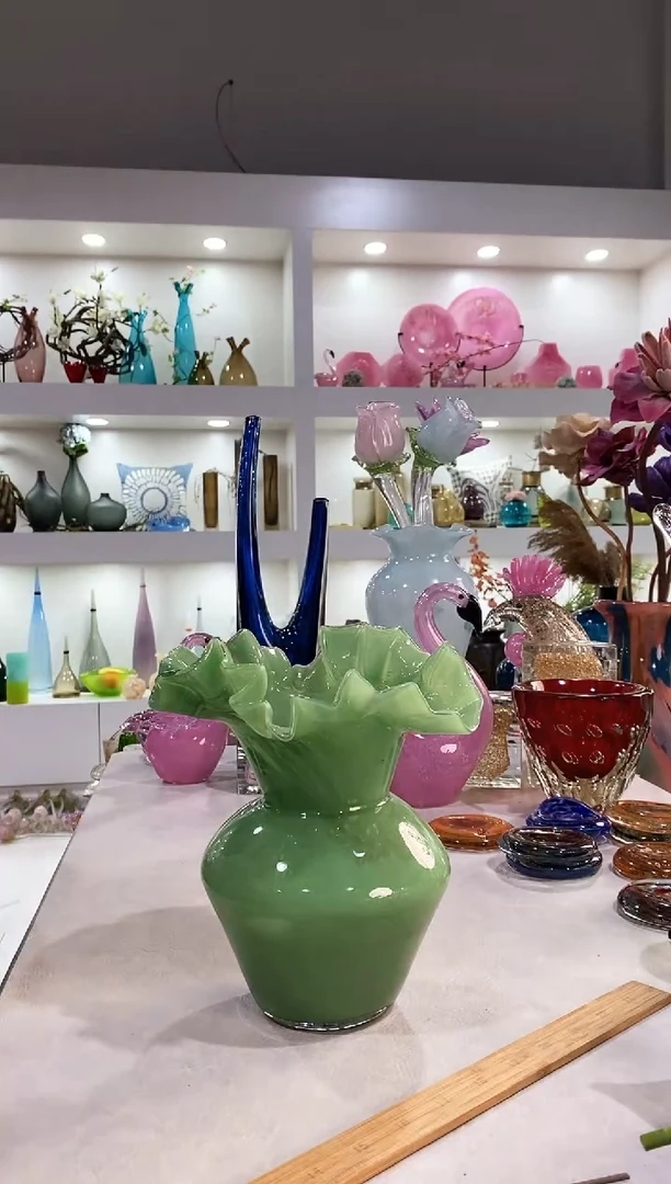 邂****林慕忆家手作琉璃花瓶