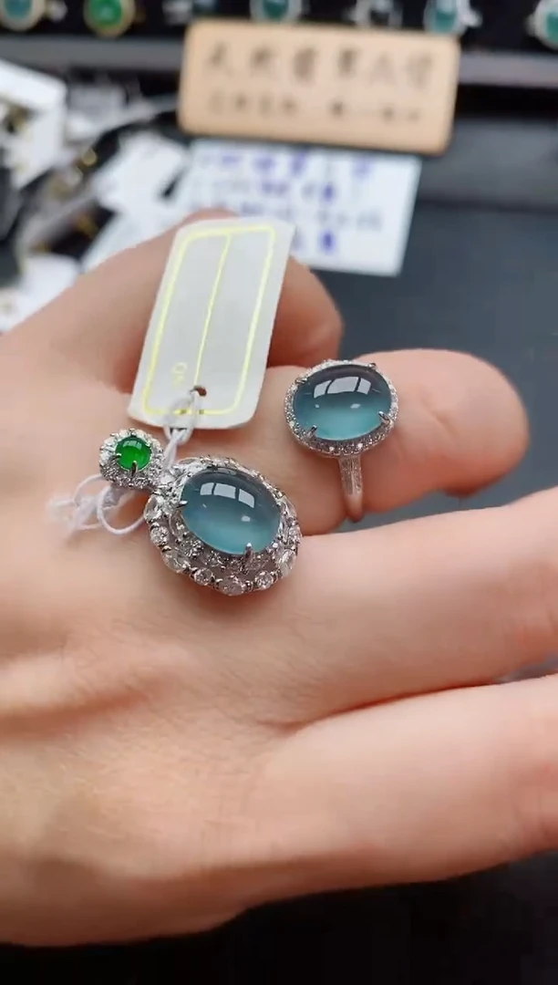 吊坠(赠链)银S925镶嵌翡翠1