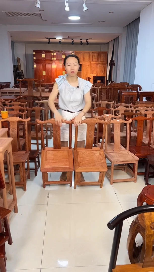 花梨木类家具一对打蜡小巴花小官帽（高40）