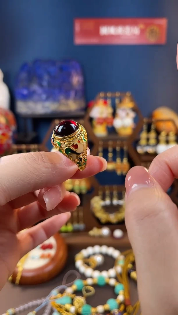 Y****?，三号戒指戒指