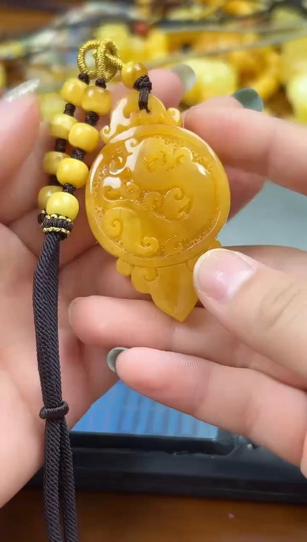 未镶嵌蜜蜡裸石琥珀蜜蜡吊坠