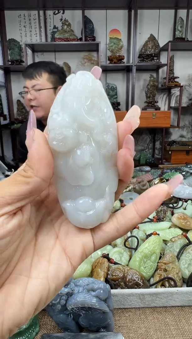 未镶嵌和田玉把件1