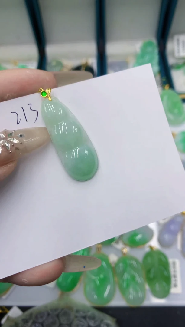 颈饰未镶嵌翡翠翡翠