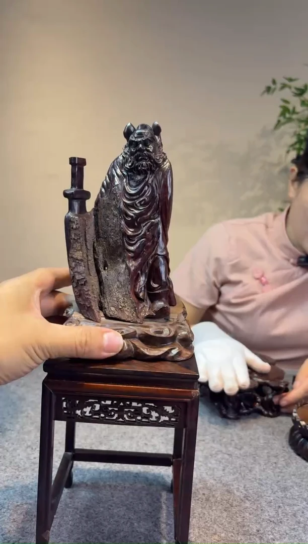 檀香紫檀（小叶紫檀）小叶紫檀