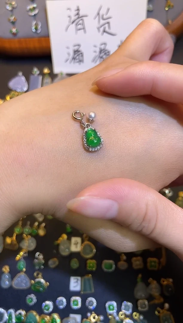 翡翠银S925镶嵌颈饰天然a货翡翠