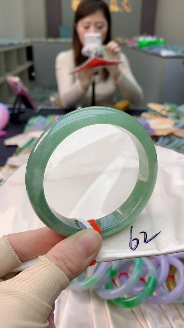 未镶嵌手镯翡翠0919895939