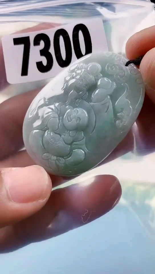 【闪购商品】翡翠挂件未镶嵌天然翡翠吊坠挂件