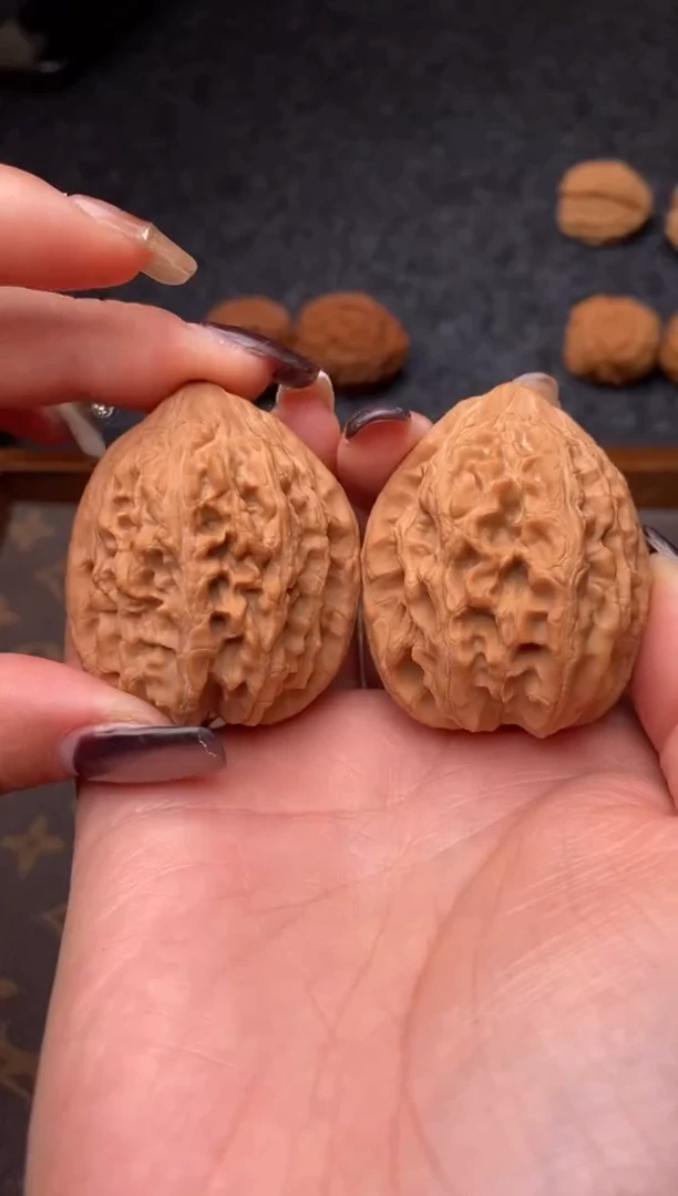 把件文玩核桃b194号40尺大沽石