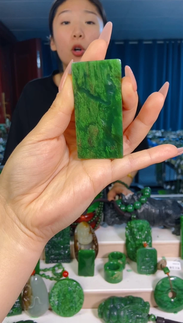 和田玉未镶嵌挂件1