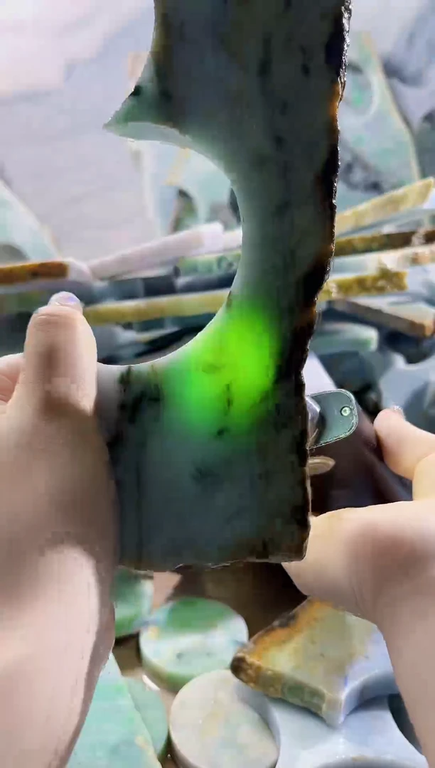 翡翠裸石缅甸翡翠A货5287