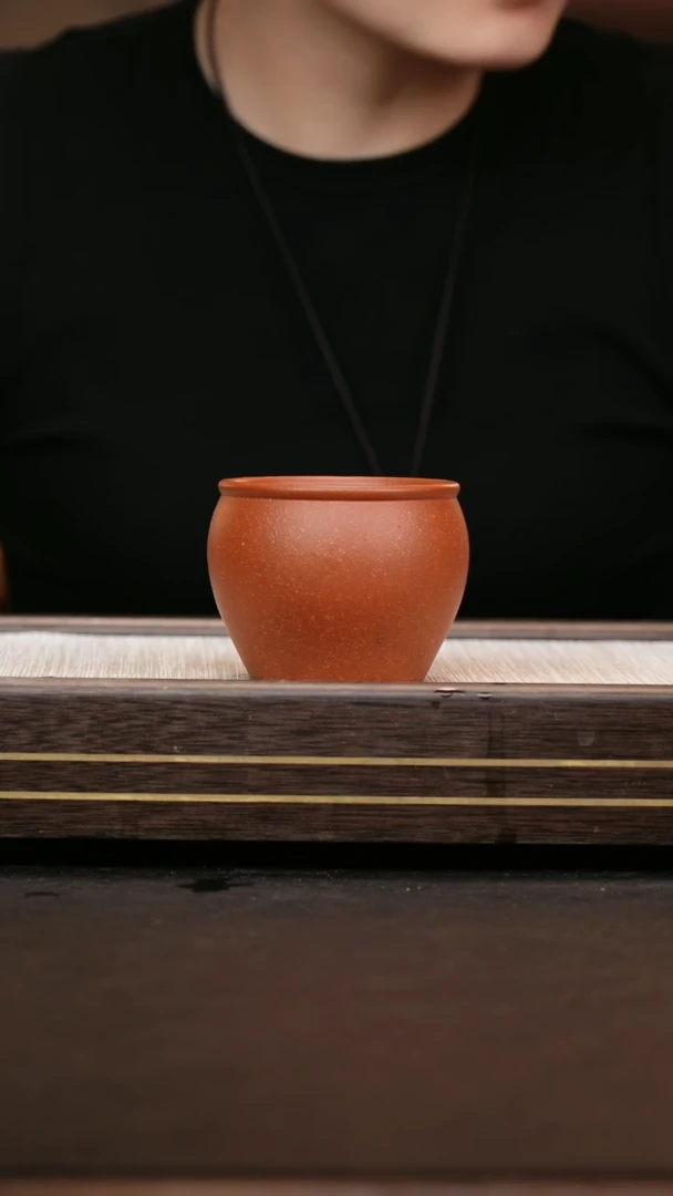 茶壶紫砂红降坡  风水缸杯