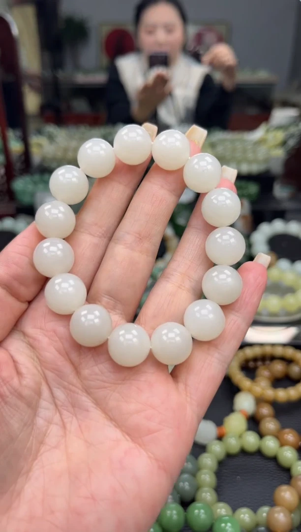 【闪购商品】和田玉手串未镶嵌冰白玉卡14