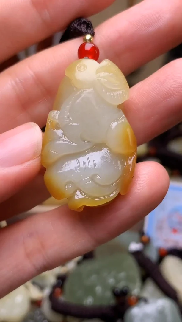 颈饰未镶嵌和田玉新疆料青海料清水和田玉吊坠