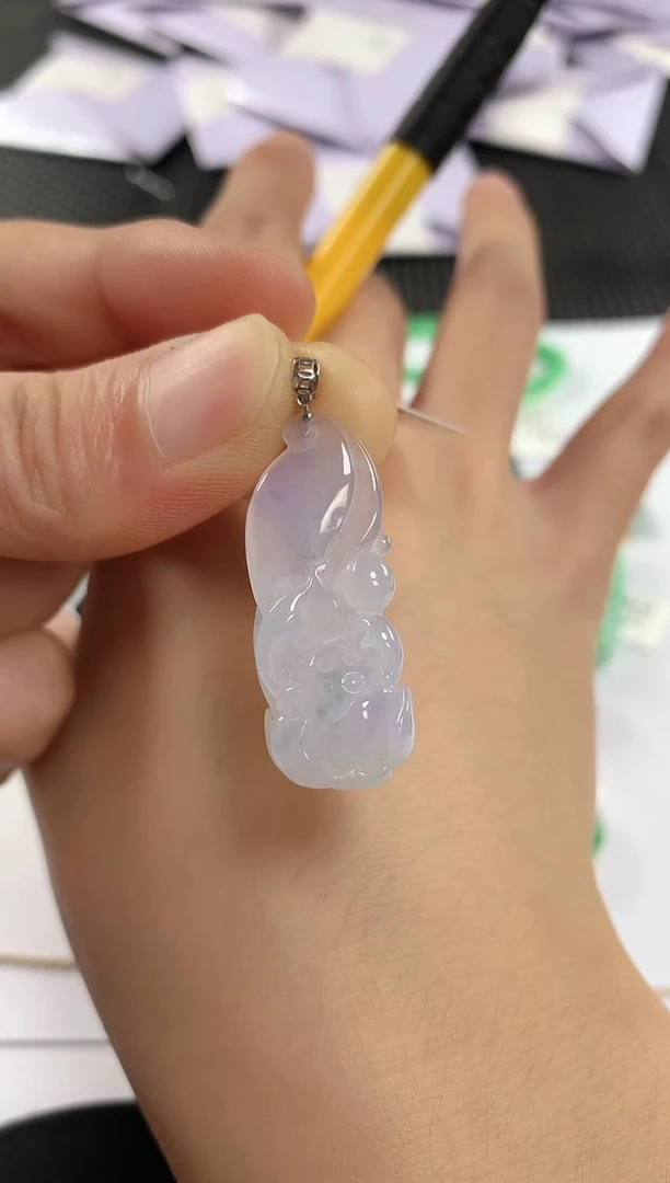 颈饰18K金镶嵌翡翠89