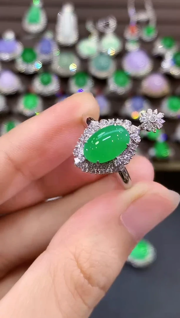 翡翠戒指18K金镶嵌C188