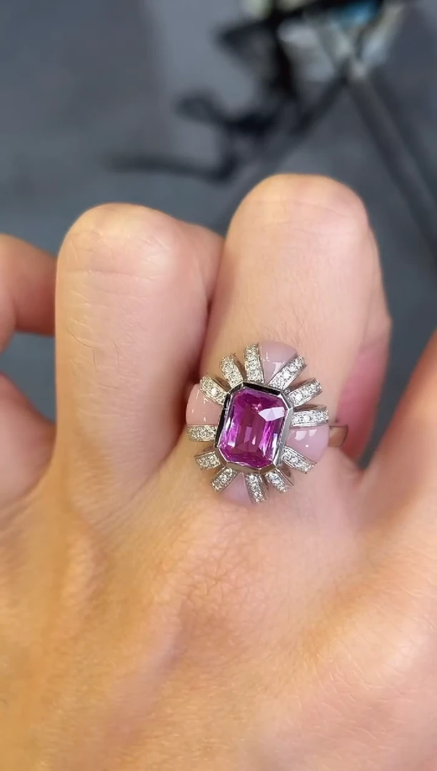 戒指彩色蓝宝石18K金镶嵌无烧帕帕拉恰主石：1.68ct