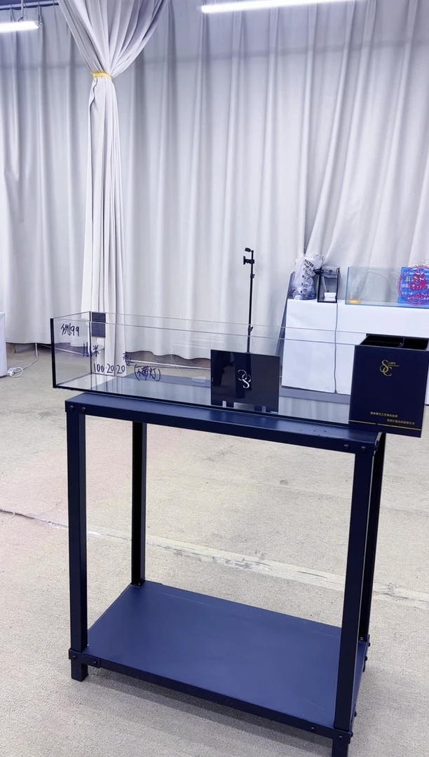 玻璃昆****司序号99  溪流缸100*20*20 豪华款不带灯