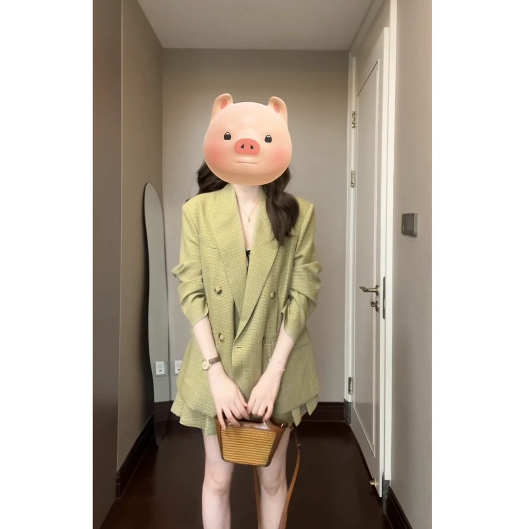 2025春季新款气质学院风格纹西装外套搭高腰显瘦百褶短裙两件套女