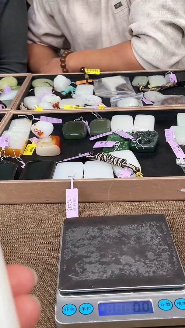 颈饰未镶嵌和田玉想****得11.29XT多样性拍一发一