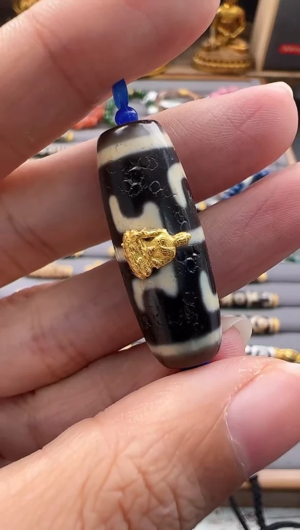 【闪购商品】玛瑙手链18K金镶嵌吊坠