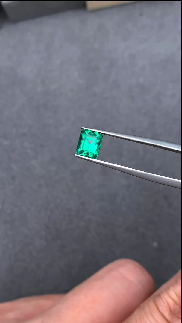 【闪购商品】祖母绿裸石未镶嵌1克拉